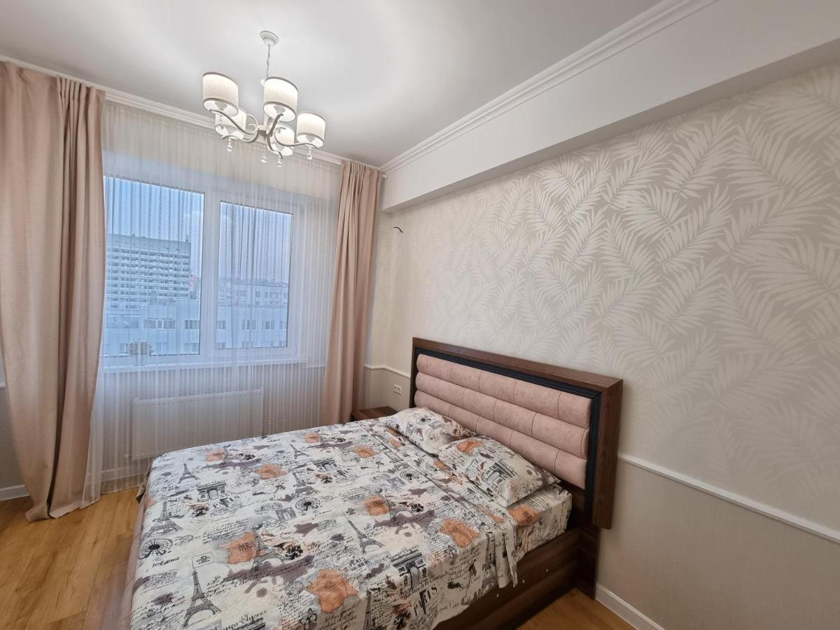 Luxury Best Grand New Apartaments Ultra Central تشيسيناو المظهر الخارجي الصورة