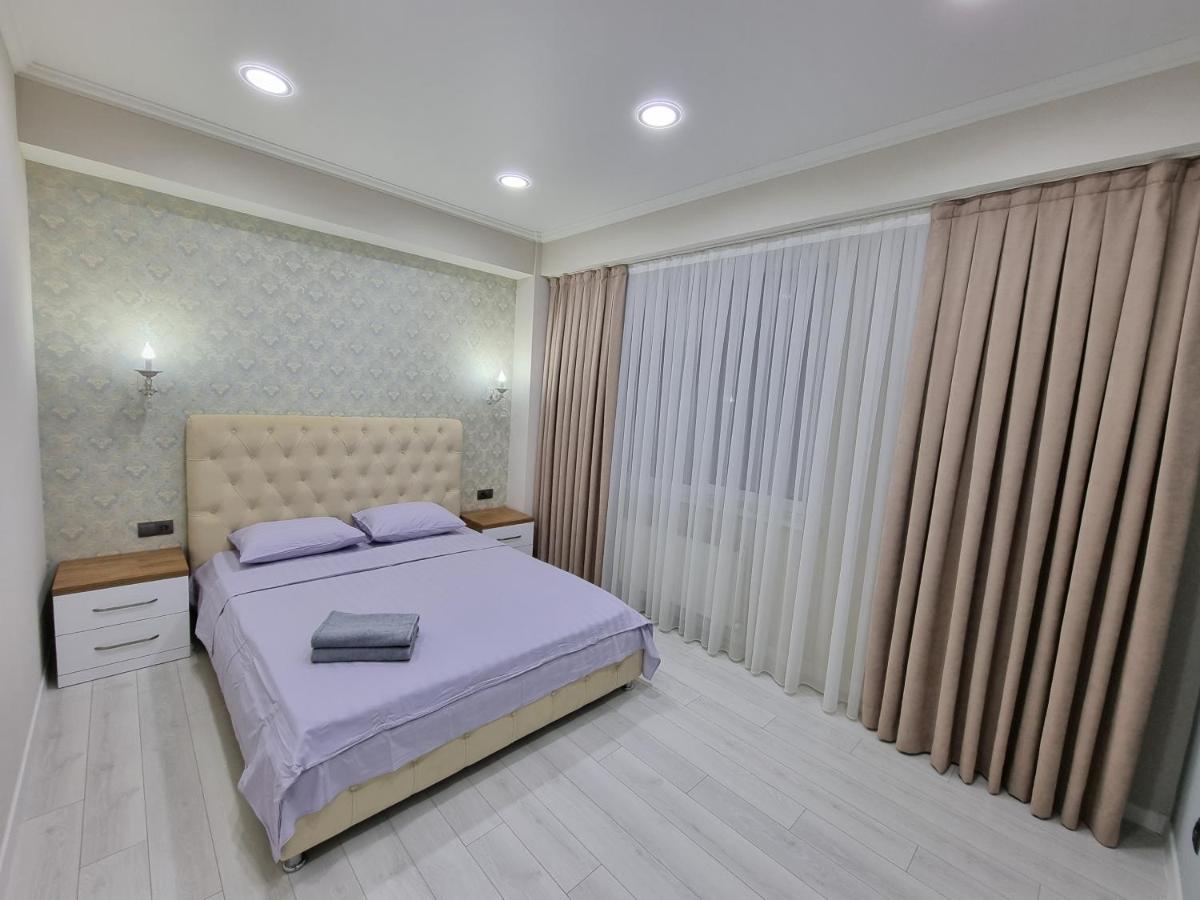 Luxury Best Grand New Apartaments Ultra Central تشيسيناو المظهر الخارجي الصورة
