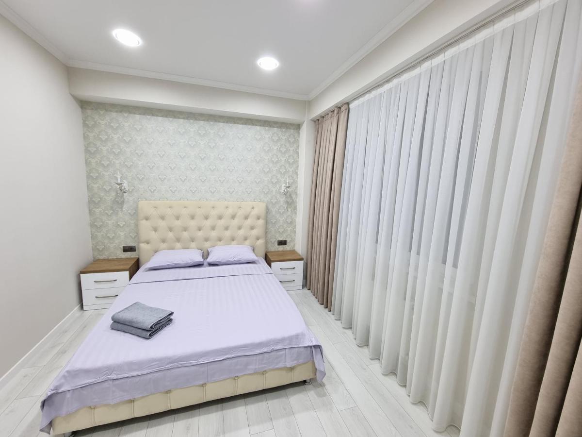 Luxury Best Grand New Apartaments Ultra Central تشيسيناو المظهر الخارجي الصورة