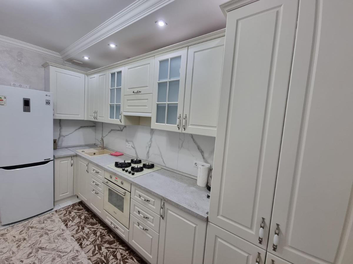 Luxury Best Grand New Apartaments Ultra Central تشيسيناو المظهر الخارجي الصورة